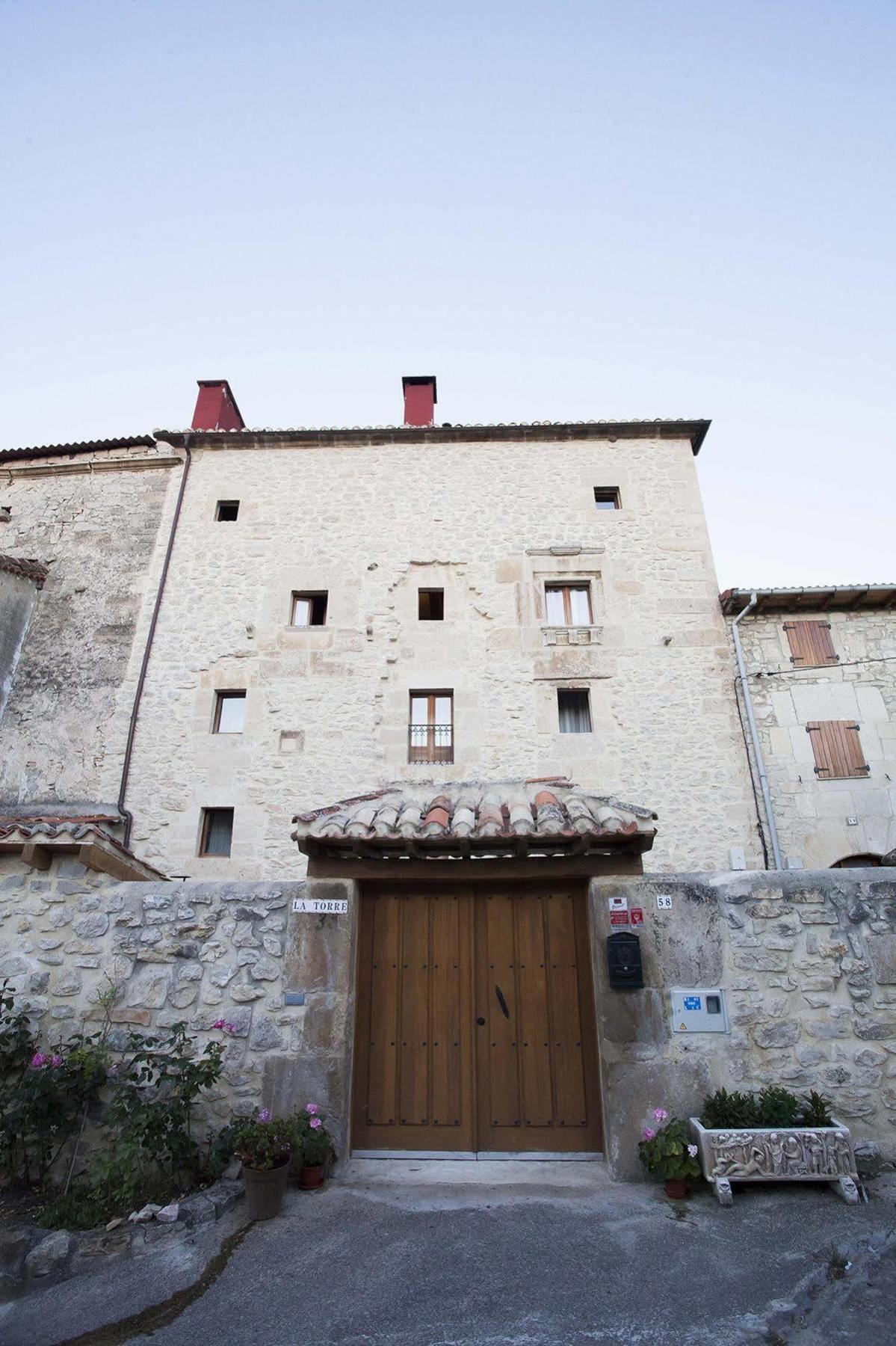 Hotel Rural La Torre De Bisjueces Exterior photo